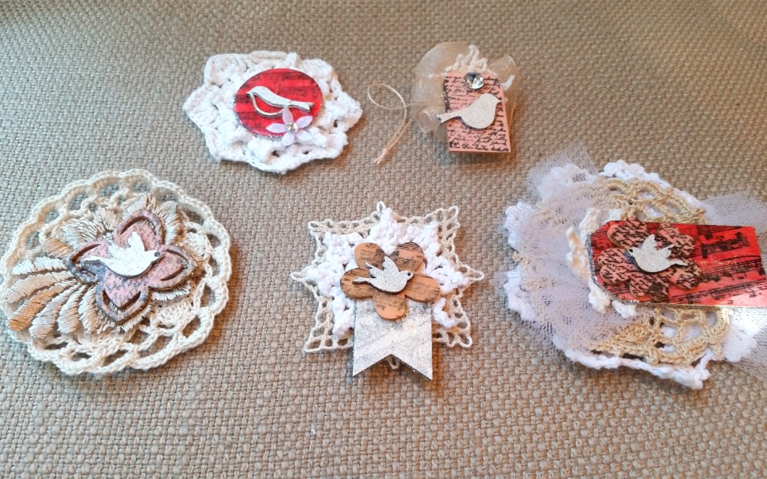 DIY Shabby Chic Wood and Doily Embellishments